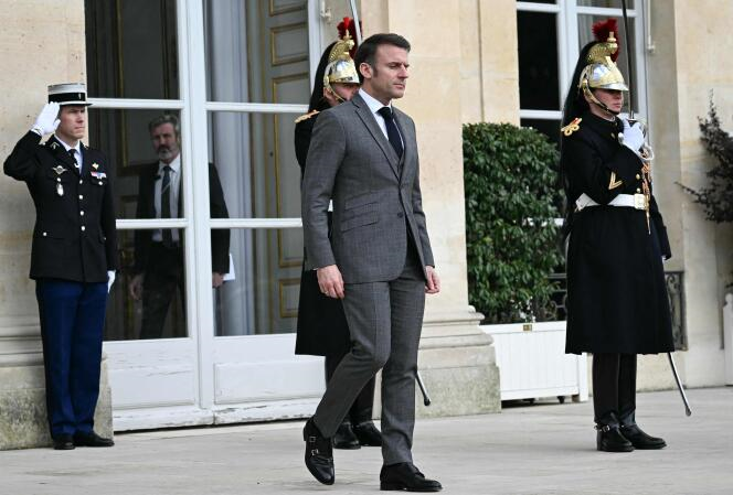 Tổng thống Pháp Macron muốn không có giới hạn nào trong hỗ trợ Ukraina (08/03/2024)